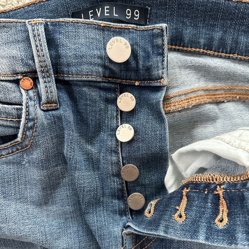 Level99 Blue Jeans View 3